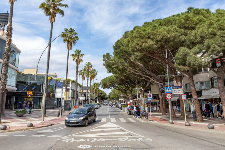 platja-daro-strip